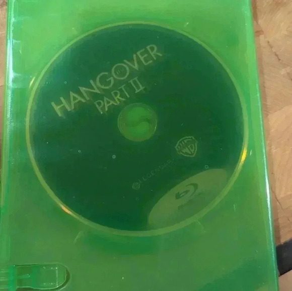 The Hangover Part 2 DVD (EUC) - Picture 1 of 2
